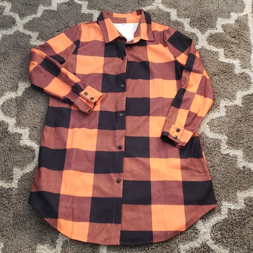 ❌❌SOLD❌❌ Color Block Print Long Shirt - Picture 2 of 7